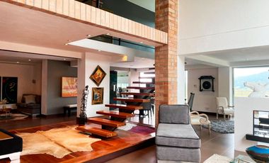 PR16925 Casa Amoblada en arriendo en el sector Altos de Palmas, Envigado