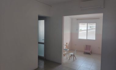 Departamento de alquiler en Urdesa Central, 1 parqueo cerrado, piscina.