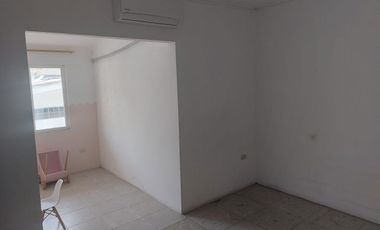 Departamento de alquiler en Urdesa Central, 1 parqueo cerrado, piscina.