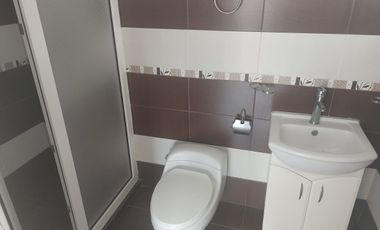 Departamento de alquiler en Urdesa Central, 1 parqueo cerrado, piscina.