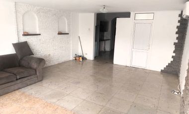 Departamento de alquiler en Urdesa Central, 1 parqueo cerrado, piscina.