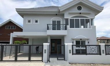 4BR House and Lot for Rent at Las Villas De Manila, Biñan, Laguna