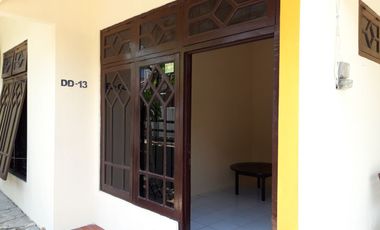 Sewa Rumah Taman Pondok Indah Wiyung Nyaman Dekat Tol Bisnis Sekolah