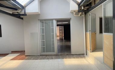 Propiedad en venta ideal para fábrica, vivienda o quinta sector Chuquipata (UNAE)