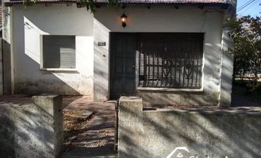 Casa En Calle 22 Y Calle 33 (verónica, Partido De Punta Indio).