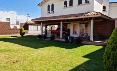 SE VENDE RESIDENCIA EN FRACCIONAMIENTO EXCLUSIVO, METEPEC MEXICO