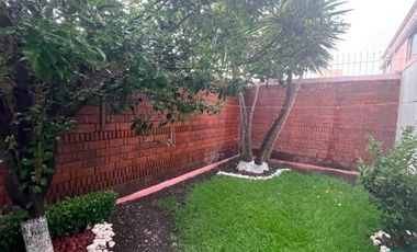 SE VENDE RESIDENCIA EN FRACCIONAMIENTO EXCLUSIVO, METEPEC MEXICO