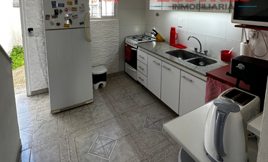 DEPARTAMENTO 4 AMBIENTES CON GAS NATURAL, SANTA TERESITA