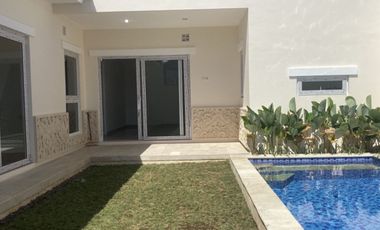 Villa 3 Bedrooms Leasehold in Great Location Sanur