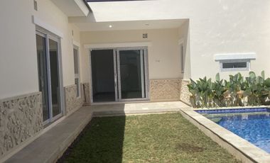 Villa 3 Bedrooms Leasehold in Great Location Sanur