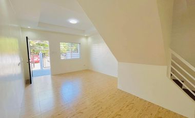 Townhouse in Pilar Village Las Pinas For Sale