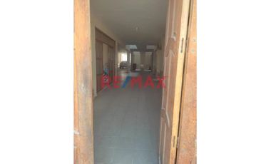 SE ALQUILA LOCAL COMERCIAL PARA EMPRESA EN AV CONDORCANQUI - LA ESPERANZA 300 M2 ID 1061107