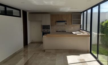 ¿Te Imaginas seguir pagando renta por 30 años sin construir un patrimonio? ENCUENTRALA A 7 MINUTOS DE ZONA PLATEADA