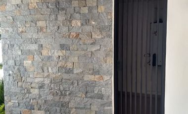 ¿Te Imaginas seguir pagando renta por 30 años sin construir un patrimonio? ENCUENTRALA A 7 MINUTOS DE ZONA PLATEADA