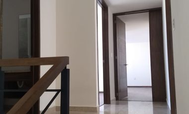 ¿Te Imaginas seguir pagando renta por 30 años sin construir un patrimonio? ENCUENTRALA A 7 MINUTOS DE ZONA PLATEADA