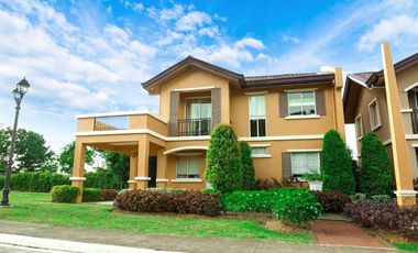 5 bedrooms House and Lot in Taal Batangas