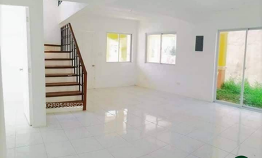 5 bedrooms House and Lot in Taal Batangas