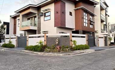 6 Bedroom Modern Cozy House Design in. Meadowood Executive Village, Bacoor Cavite House for Sale | Fretrato ID: IR167