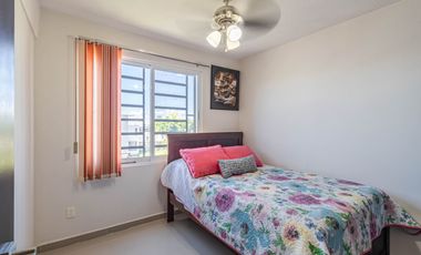 CASA EN VENTA DE 3 RECÁMARAS, ALBERCAS, CANCHAS DEPORTIVAS. UBICADA EN XOCHITEPEC, MORELOS.