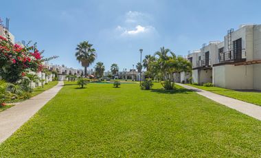 CASA EN VENTA DE 3 RECÁMARAS, ALBERCAS, CANCHAS DEPORTIVAS. UBICADA EN XOCHITEPEC, MORELOS.