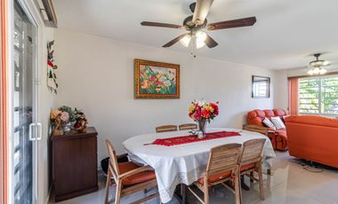 CASA EN VENTA DE 3 RECÁMARAS, ALBERCAS, CANCHAS DEPORTIVAS. UBICADA EN XOCHITEPEC, MORELOS.