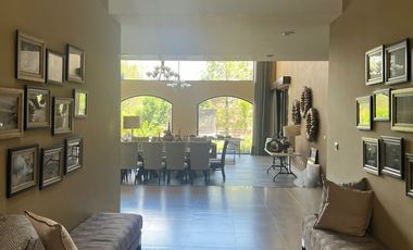 VENTA DE RESIDENCIA EN EL BOSQUE COWNTRY CLUB