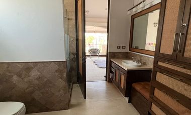 VENTA DE RESIDENCIA EN EL BOSQUE COWNTRY CLUB