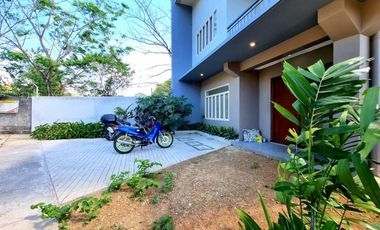End Lot Single House and Lot for Sale in Taytay near SM Taytay C6 Road to BGC Taguig Makati Ortigas Pasig