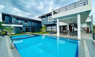 For Sale Industrial Designer House with Scenic View of Manila Skyline in Valley Golf Antipolo