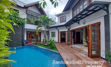 Modern 3 Bedrooms Villa in bidadari seminyak Bali
