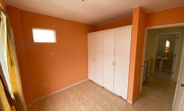 casa de venta en urbanización zona norte de Manta