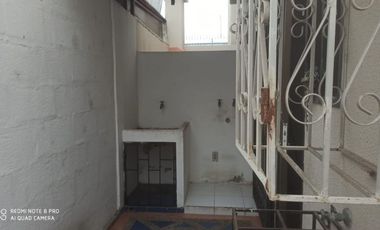 casa de venta en urbanización zona norte de Manta