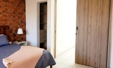 VENTA DE CASA EN EXCLUSIVO RESIDENCIAL CON ALBERCA EN TLAYACAPAN