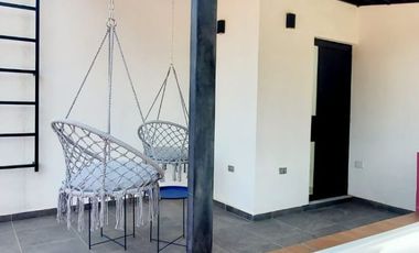 VENTA DE CASA EN EXCLUSIVO RESIDENCIAL CON ALBERCA EN TLAYACAPAN