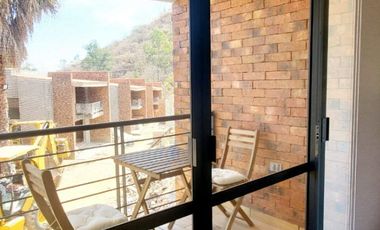 VENTA DE CASA EN EXCLUSIVO RESIDENCIAL CON ALBERCA EN TLAYACAPAN