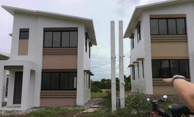 AMARILYO CREST HOUSE AND LOT FOR SALE IN TANAY RIZAL RFO 83SQM 2 BEDROOM WITH GARAGE
