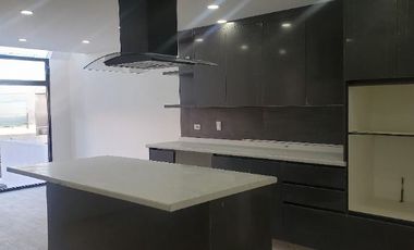 VENTA CASA LOMAS VERDES 6TA