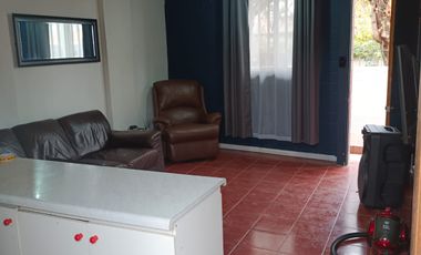 Venta Locales Comerciales y tres departamentos interior