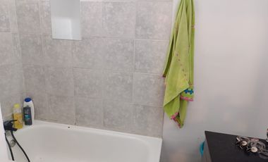 Venta Locales Comerciales y tres departamentos interior