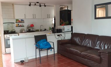 Venta Locales Comerciales y tres departamentos interior