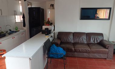 Venta Locales Comerciales y tres departamentos interior