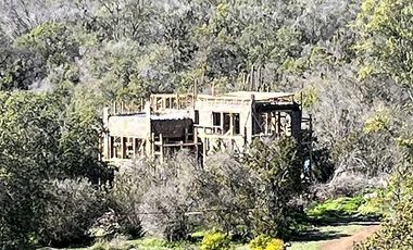 VENDE CASA EN PARCELA 5000 M2, PARQUE CANTILLANA, PAINE