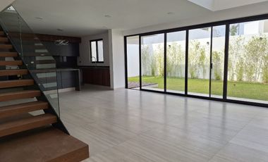 Casa venta Querétaro la vista cerca refugio y megacomercial