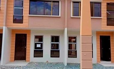 Townhouse for sale in Rosas Centro, Saluysoy, Meycauayan, Bulacan