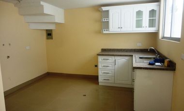 VENTA DE CASAS 3 DORMITORIOS, A ESTRENAR, SECTOR MITAD DEL MUNDO