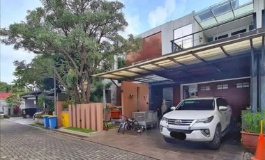 DIJUAL RUMAH CANTIK (Siap Huni) KEMANG JAKARTA SELATAN.
