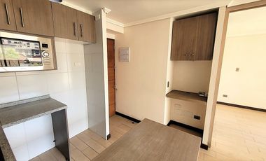 LORD COCHRANE / METRO PARQUE ALMAGRO