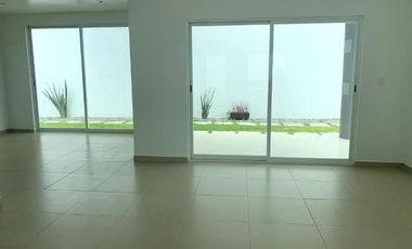 SAN SEBASTIAN TUTLA EN VENTA CASA 3 RECAMARAS 1 ESTUDIO EN OAXACA