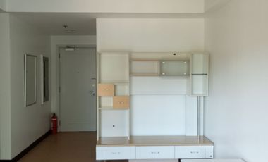 Pleasing Two Bedroom Condo at Vivant Flats for Rent