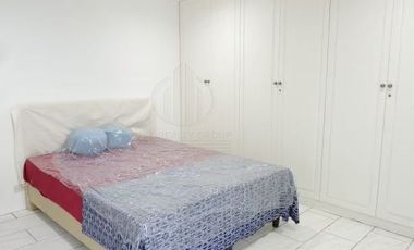 Sale with Tenant 4 bedrooms Townhouse Sukhumvit 33